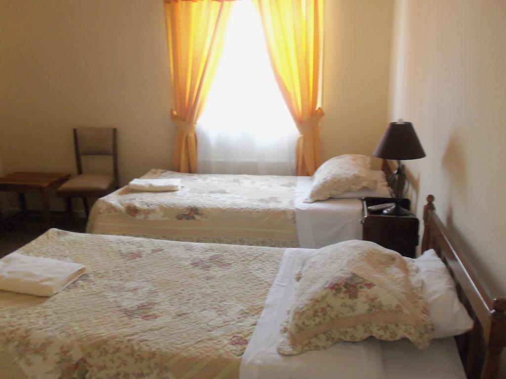 פואנטה ארנס Hostal Joshiken חדר תמונה