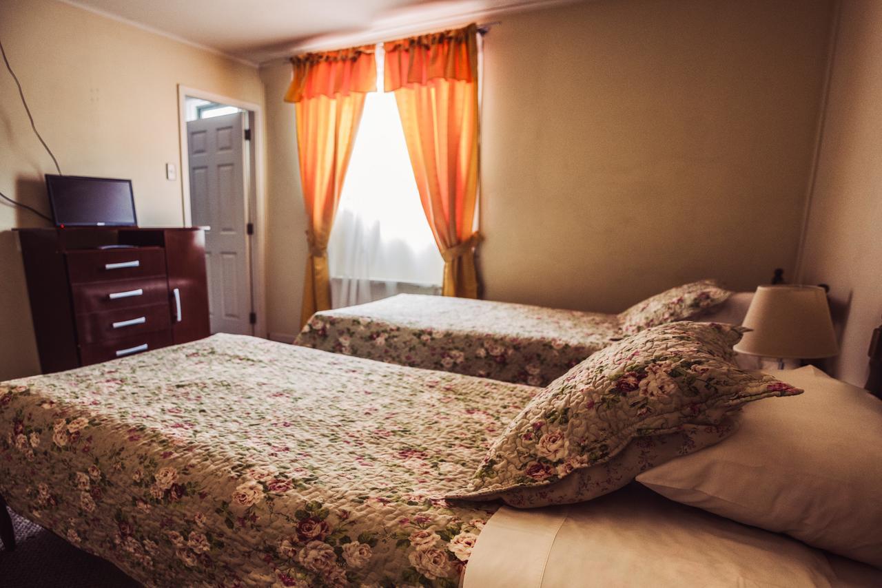 פואנטה ארנס Hostal Joshiken מראה חיצוני תמונה